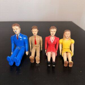 Vtg 40s 50s Renwal Jointed Dollhouse Family 4 Metal Rivet Mom Dad Son Daughter